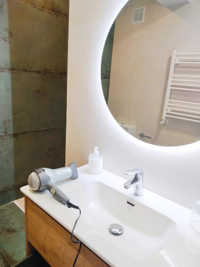 Especial Home Apartamento Reformado 6 Huespedes 阿维莱斯 外观 照片
